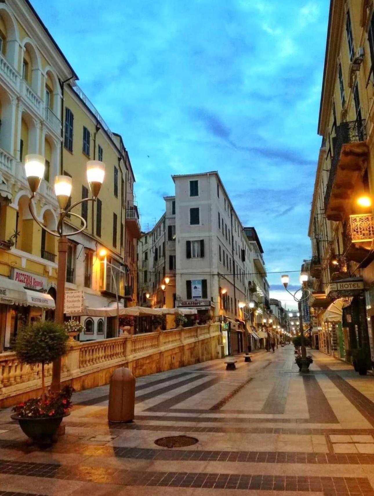 Apartment Casa Girasole 1 Sanremo